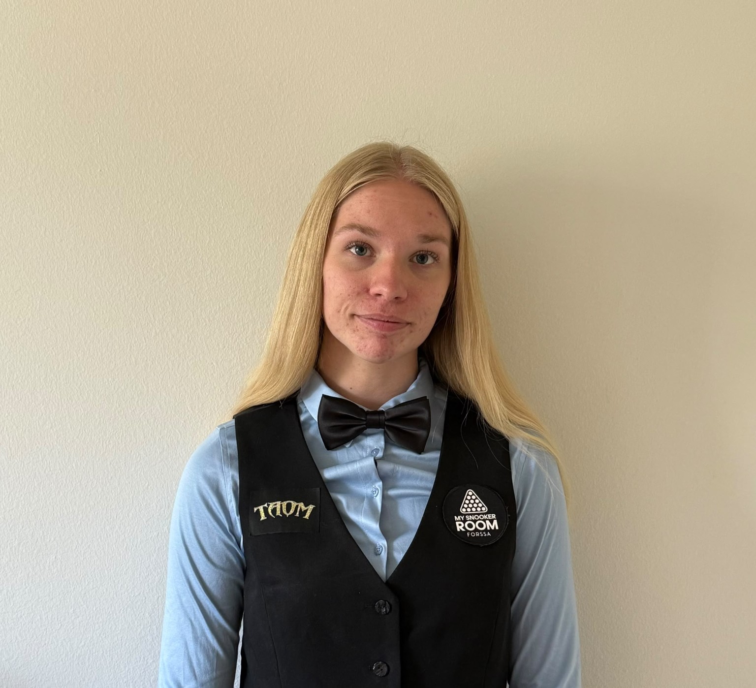 Annika Suominen kilpailuasussa